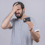 Cartão de crédito estourado , dívida de cartão de crédito